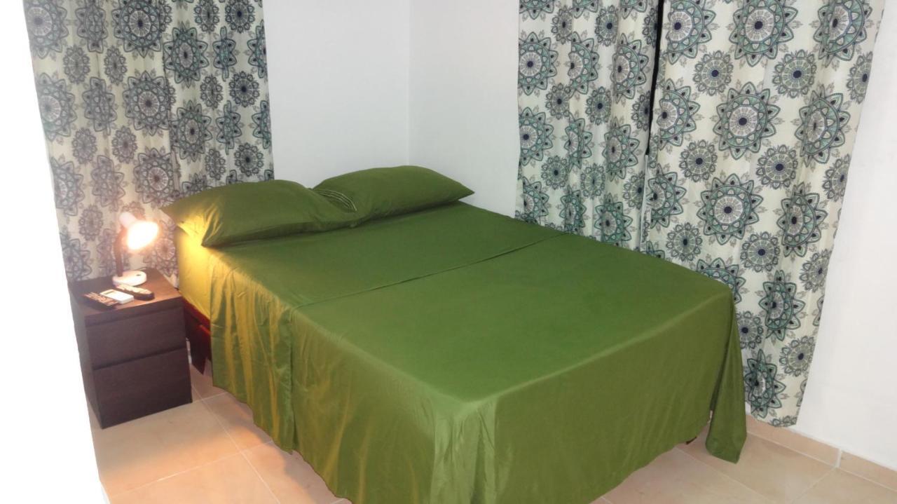 בוקה צ'יקה Posada El Sol, Home Near Airport Sdq מראה חיצוני תמונה